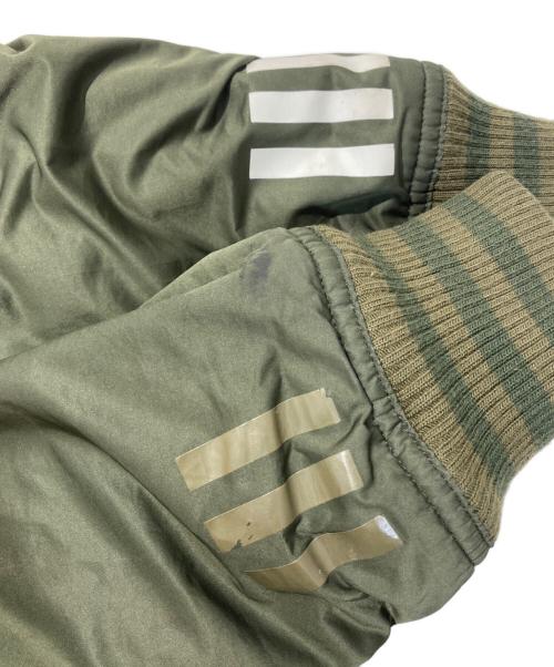 adidas（アディダス）adidas (アディダス) WHITE MOUNTAINEERING (ホワイトマウンテ二アニング) ブルゾンジャケット オリーブ サイズ:Lの古着・服飾アイテム