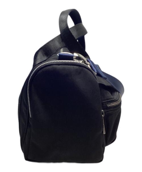 CTFK（コントロールフリーク）CTFK (コントロールフリーク) ミリタリーチャームボストンバッグ ブラックの古着・服飾アイテム
