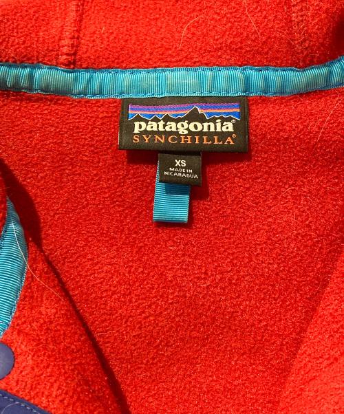 Patagonia（パタゴニア）Patagonia (パタゴニア) シンチラスナップＴ レッド×ネイビー サイズ:XSの古着・服飾アイテム