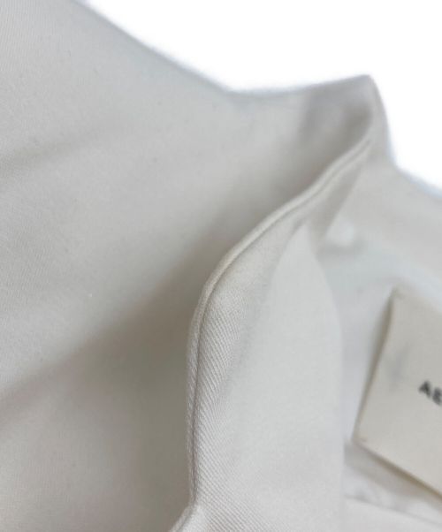 AEWEN MATOPH（イウエン マトフ）AEWEN MATOPH (イウエン マトフ) R/C パワーショルダー ベスト ホワイト サイズ:-の古着・服飾アイテム