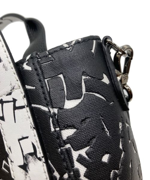 JIMMY CHOO（ジミーチュウ）JIMMY CHOO (ジミーチュウ) eric haze (エリックヘイズ) SHOPPER TOTE/S ブラック×ホワイトの古着・服飾アイテム