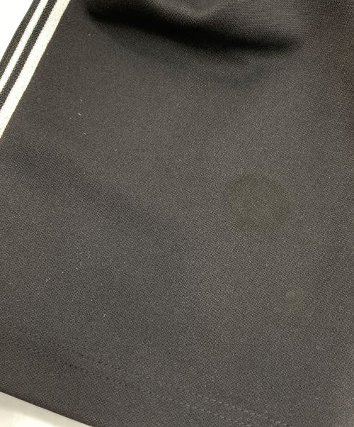 thisisneverthat（ディスイズネバーザット）thisisneverthat (ディスイズネバーザット) トラックパンツ ブラック×ホワイト サイズ:Sの古着・服飾アイテム