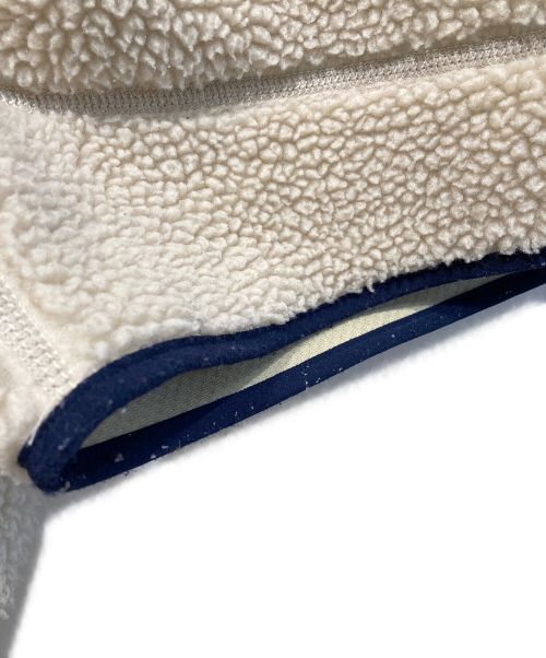 Patagonia（パタゴニア）Patagonia (パタゴニア) クラシック・レトロX・ジャケット アイボリー×ネイビー サイズ:Mの古着・服飾アイテム