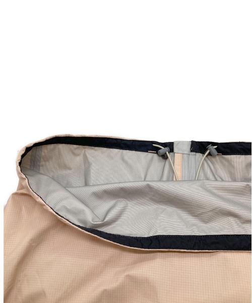 mont-bell（モンベル）mont-bell (モンベル) レインダンサー ジャケット ベージュ サイズ:XSの古着・服飾アイテム