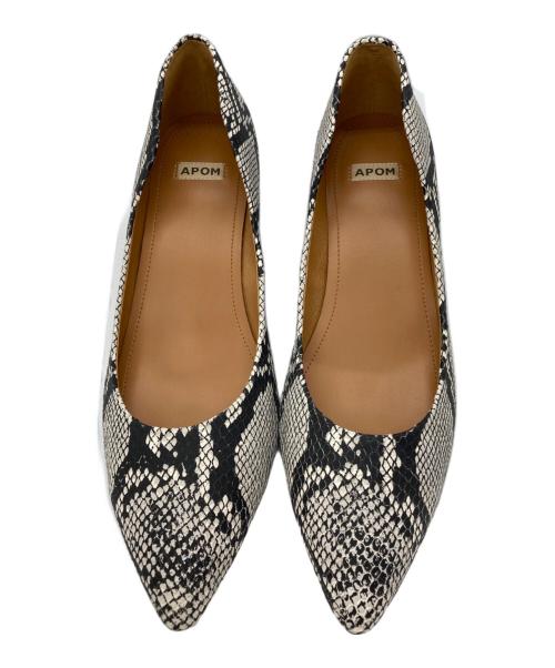APOM（アポム）APOM (アポム) パイソンパターンパンプス アイボリー×ブラック サイズ:39の古着・服飾アイテム