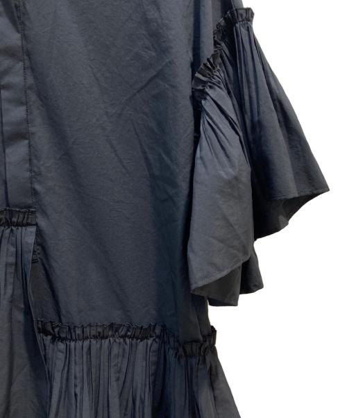 UNITED ARROWS TOKYO（ユナイテッドアローズトウキョウ）UNITED ARROWS TOKYO (ユナイテッドアローズトウキョウ) イレギュラーフリル ワンピース ブラック サイズ:-の古着・服飾アイテム