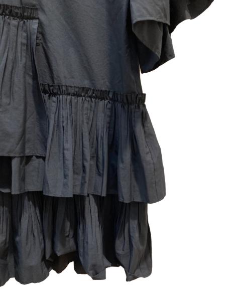 UNITED ARROWS TOKYO（ユナイテッドアローズトウキョウ）UNITED ARROWS TOKYO (ユナイテッドアローズトウキョウ) イレギュラーフリル ワンピース ブラック サイズ:-の古着・服飾アイテム