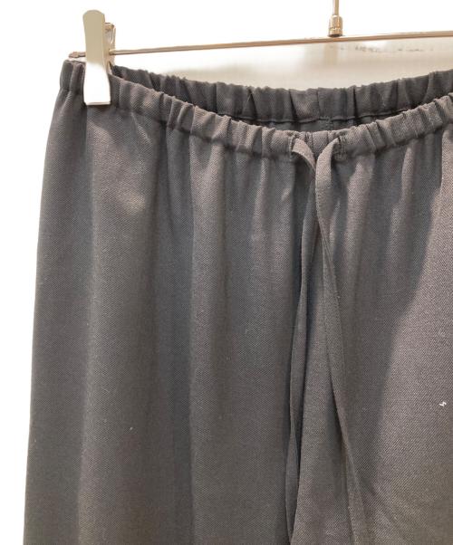 Gypsohila（ジプソフィア）Gypsohila (ジプソフィア) Relaxy Slacks ブラック サイズ:36 未使用品の古着・服飾アイテム