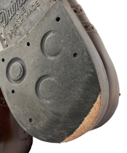 Jalan Sriwijaya（ジャランスリウァヤ）Jalan Sriwijaya (ジャランスリウァヤ) ウィングチップシューズ ブラウン サイズ:8の古着・服飾アイテム