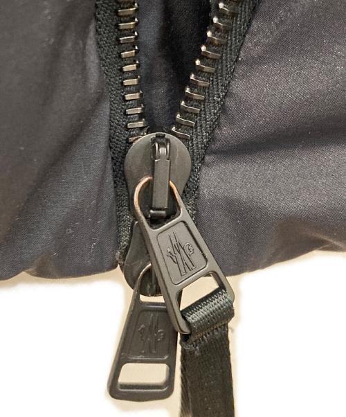 MONCLER GENIUS（モンクレール ジーニアス）MONCLER GENIUS (モンクレール ジーニアス) ダウンジャケット ブラックの古着・服飾アイテム