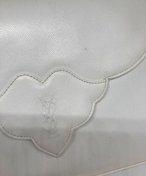 Yves Saint Laurent（イヴサンローラン）Yves Saint Laurent (イヴサンローラン) セカンドバッグ ホワイトの古着・服飾アイテム