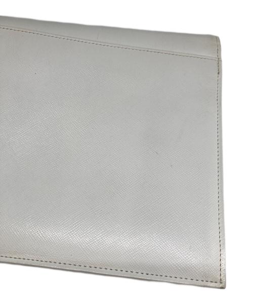 Yves Saint Laurent（イヴサンローラン）Yves Saint Laurent (イヴサンローラン) セカンドバッグ ホワイトの古着・服飾アイテム