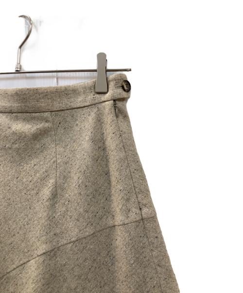 1er Arrondissement（プルミエ アロンディスモン）1er Arrondissement (プルミエ アロンディスモン) スカート ベージュ サイズ:36の古着・服飾アイテム