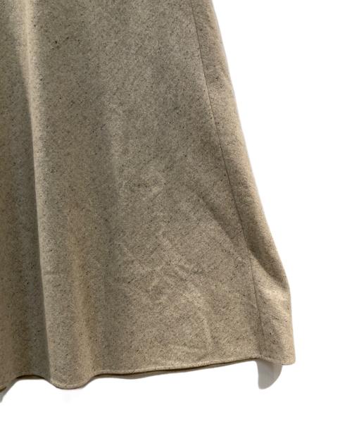 1er Arrondissement（プルミエ アロンディスモン）1er Arrondissement (プルミエ アロンディスモン) スカート ベージュ サイズ:36の古着・服飾アイテム