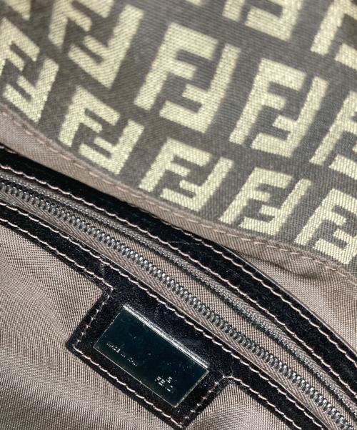 FENDI（フェンディ）FENDI (フェンディ) ショルダーバッグ ブラウンの古着・服飾アイテム