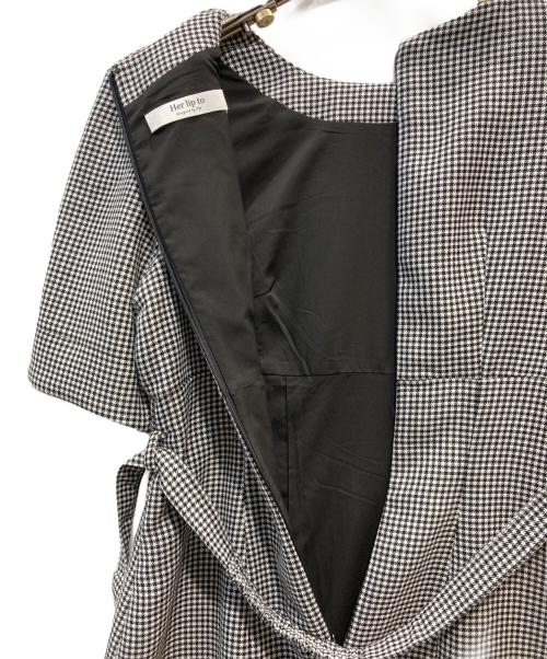 HER LIP TO（ハーリップトゥ）Her lip to (ハーリップトゥ) Lady Checkered Belted Midi Dress ブラック サイズ:Sの古着・服飾アイテム