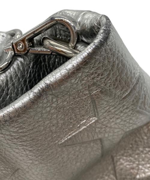 IO PELLE（イオペレ）IO PELLE (イオペレ) バッグ シルバーの古着・服飾アイテム