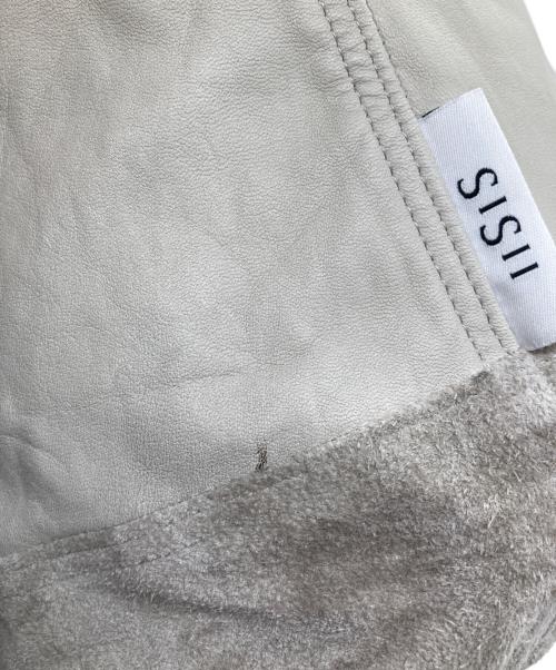 sisii（シシ）sisii (シシ) レザートートバッグ ベージュの古着・服飾アイテム