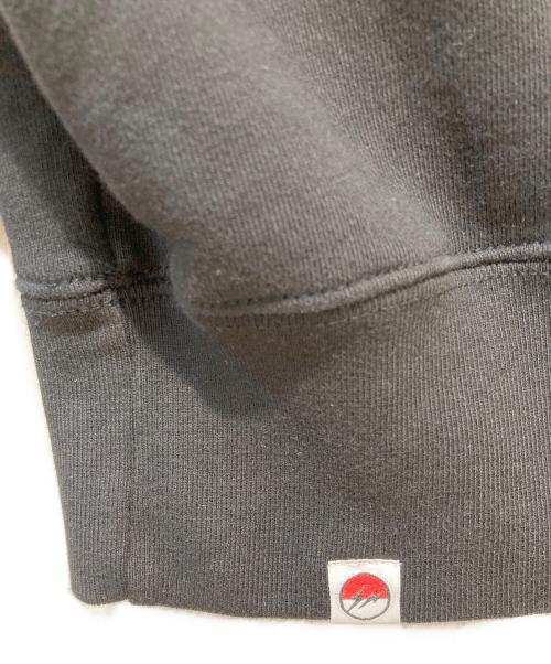 FRAGMENT DESIGN（フラグメントデザイン）FRAGMENT DESIGN (フラグメントデザイン) Pokemon (ポケモン) カビゴンプリントプルオーバーパーカー ブラック サイズ:Sの古着・服飾アイテム