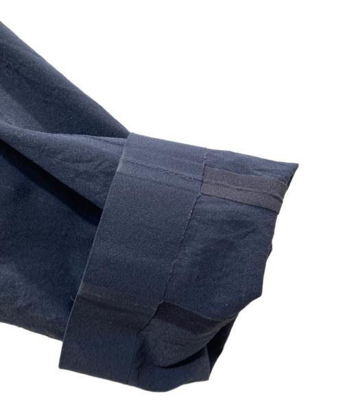 DESCENTE（デサント）DESCENTE (デサント) HYBRID SHIRT CLIFF ネイビー サイズ:Sの古着・服飾アイテム