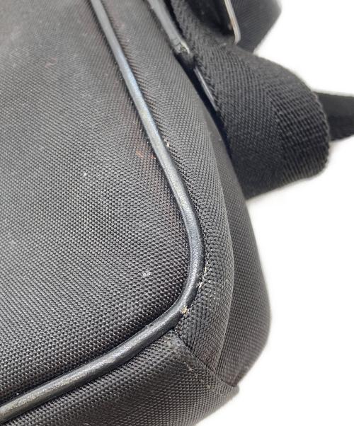 GUCCI（グッチ）GUCCI (グッチ) ショルダーバッグ ブラックの古着・服飾アイテム