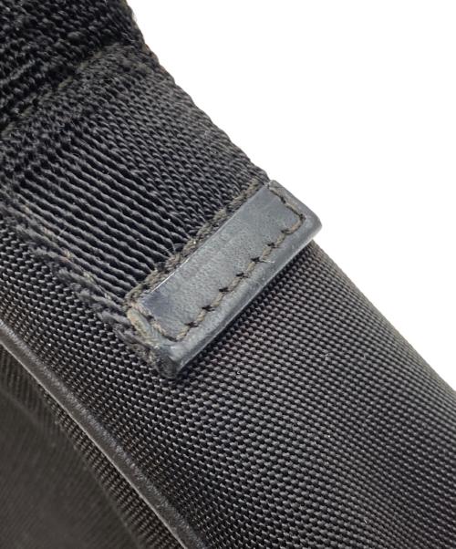 GUCCI（グッチ）GUCCI (グッチ) ショルダーバッグ ブラックの古着・服飾アイテム