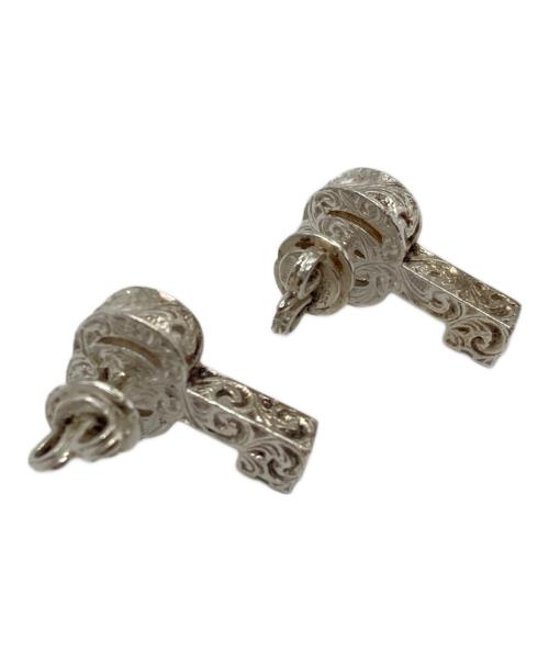 GUCCI（グッチ）GUCCI (グッチ) マーモントキーモチーフピアス シルバーの古着・服飾アイテム