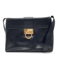 Ferragamo（フェラガモ）の古着「ガンチーニショルダーバッグ」
