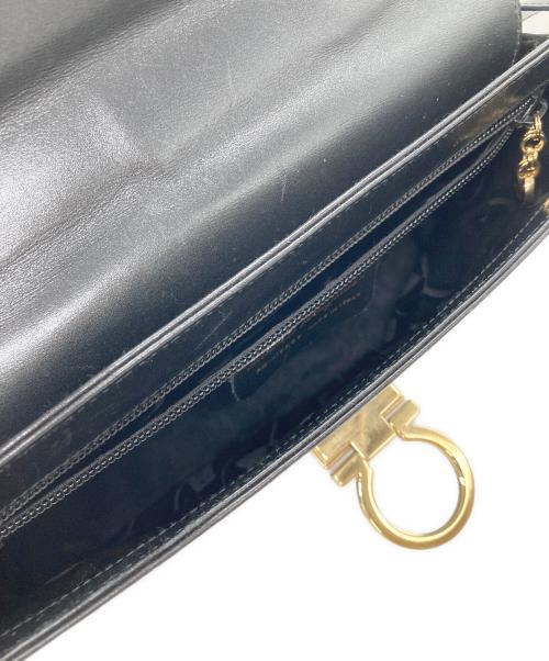 Ferragamo（フェラガモ）Ferragamo (フェラガモ) ガンチーニショルダーバッグの古着・服飾アイテム