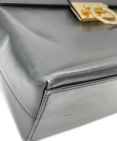 Ferragamo（フェラガモ）Ferragamo (フェラガモ) ガンチーニショルダーバッグの古着・服飾アイテム