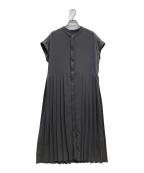 SHIPS anyシップスエニィ）の古着「ジョーゼットプリーツフレンチスリーブワンピ」｜グレー