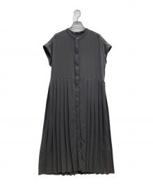 SHIPS any（シップスエニィ）の古着「ジョーゼットプリーツフレンチスリーブワンピ」｜グレー