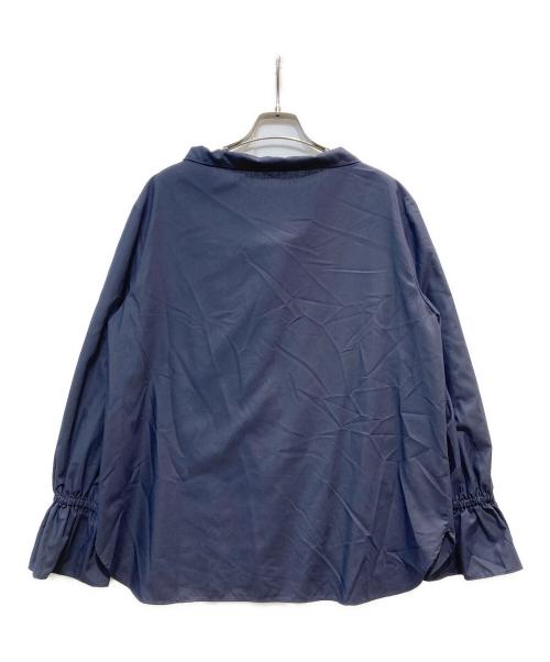 UNITED ARROWS TOKYO（ユナイテッドアローズトウキョウ）UNITED ARROWS TOKYO (ユナイテッドアローズトウキョウ) フリルカラー フレアスリーブ ブラウス ネイビー サイズ:ーの古着・服飾アイテム