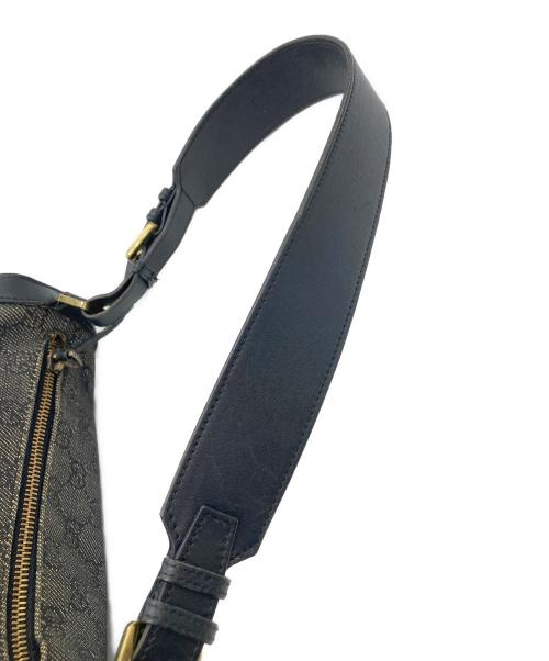 GUCCI（グッチ）GUCCI (グッチ) キャンバスショルダーバッグ ブラックの古着・服飾アイテム