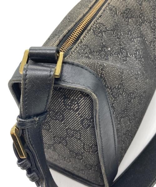 GUCCI（グッチ）GUCCI (グッチ) キャンバスショルダーバッグ ブラックの古着・服飾アイテム