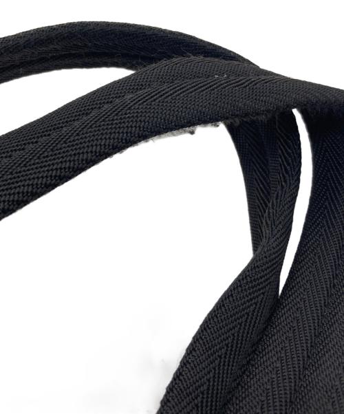 PRADA（プラダ）PRADA (プラダ) ナイロンハンドバッグ ブラックの古着・服飾アイテム