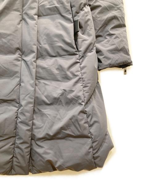 EMPORIO ARMANI（エンポリオ アルマーニ）EMPORIO ARMANI (エンポリオアルマーニ) リサイクルダウンコート ネイビー サイズ:40の古着・服飾アイテム