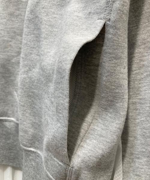 NIKE（ナイキ）NIKE (ナイキ) sacai (サカイ) スウェット グレー サイズ:Lの古着・服飾アイテム