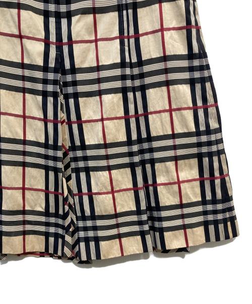 BURBERRY LONDON（バーバリーロンドン）BURBERRY LONDON (バーバリーロンドン) スカート ベージュ サイズ:38の古着・服飾アイテム