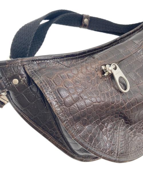 aniary（アニアリ）aniary (アニアリ) ボディーバッグ ブラウンの古着・服飾アイテム