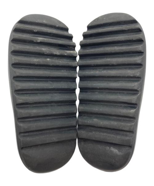 adidas（アディダス）adidas (アディダス) YEZZY SLIDE グレー サイズ:-の古着・服飾アイテム