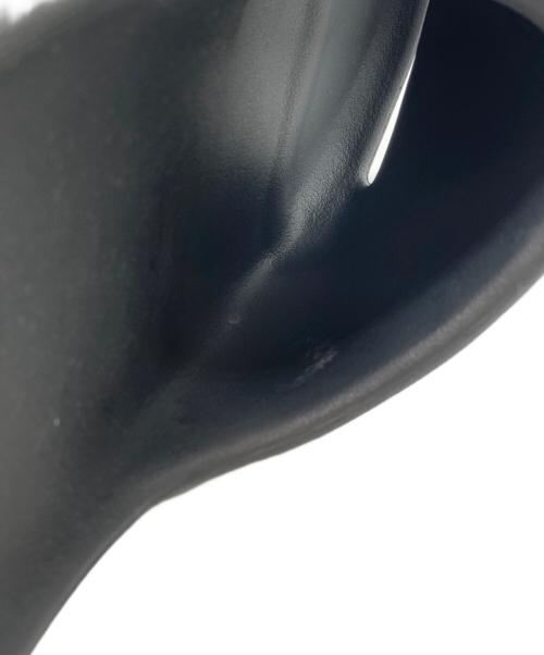 adidas（アディダス）adidas (アディダス) YEZZY SLIDE グレー サイズ:-の古着・服飾アイテム