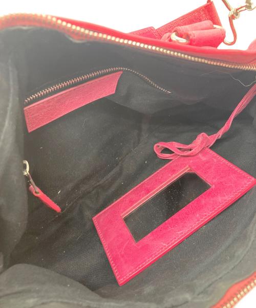BALENCIAGA（バレンシアガ）BALENCIAGA (バレンシアガ) 2wayハンドバッグ ショッキングピンクの古着・服飾アイテム