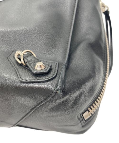 BALENCIAGA（バレンシアガ）BALENCIAGA (バレンシアガ) ペーパーミニハンドバッグ ブラックの古着・服飾アイテム