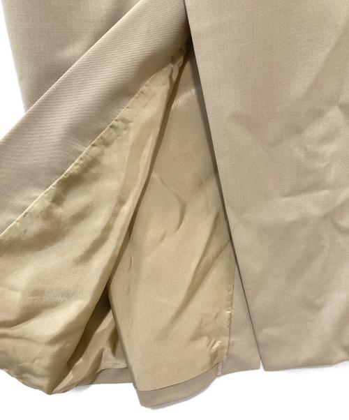 Adam et Rope（アダム エ ロペ）Adam et Rope (アダム エ ロペ) オーバーラップスリットスカート ベージュ サイズ:38 未使用品の古着・服飾アイテム