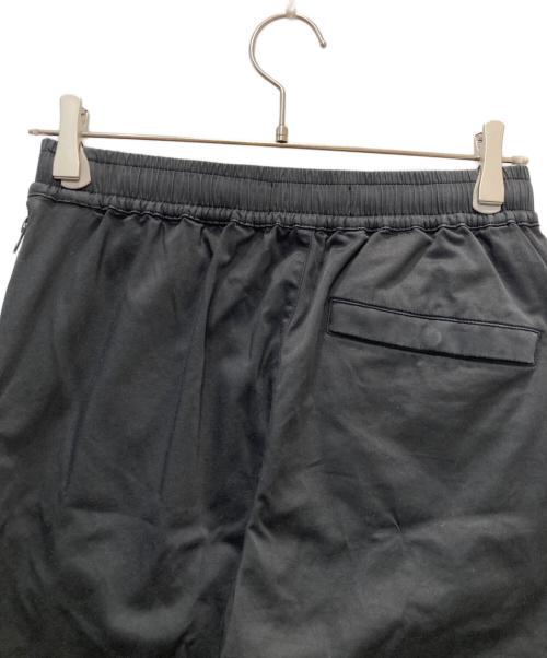 STONE ISLAND（ストーンアイランド）STONE ISLAND (ストーンアイランド) ハーフパンツ ブラック サイズ:71cm (W28)の古着・服飾アイテム