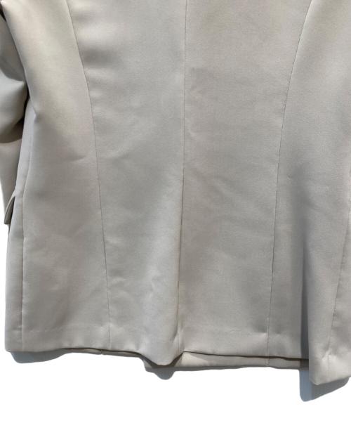 La boutique BonBon（ラブティックボンボン）La boutique BonBon (ラブティックボンボン) メタル釦ダブルジャケット ベージュ サイズ:ーの古着・服飾アイテム