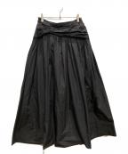 MAISON SPECIALメゾンスペシャル）の古着「Voluminous Tuck Flare Skirt」｜ブラック