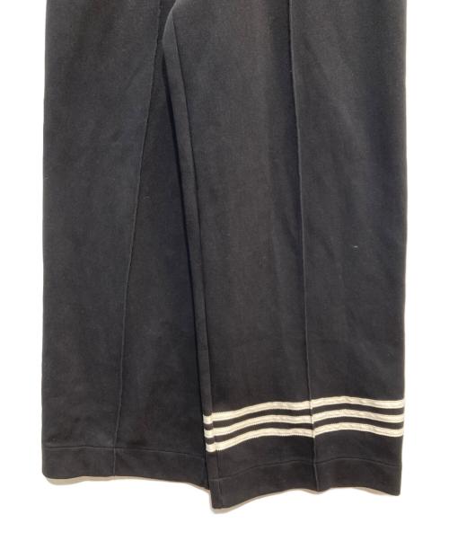 adidas（アディダス）adidas (アディダス) NEUCLASSICS トラックパンツ ブラック サイズ:Ｓの古着・服飾アイテム