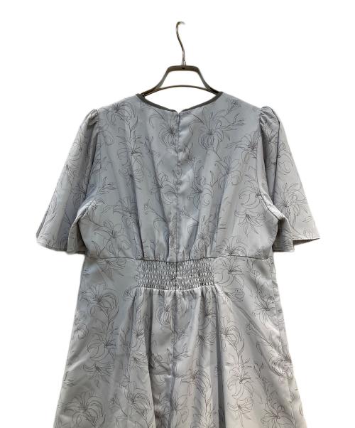 PROPORTION BODY DRESSING（プロポーションボディドレッシング）PROPORTION BODY DRESSING (プロポーションボディドレッシング) 配色ライン花柄ワンピース ライトグレー サイズ:Mの古着・服飾アイテム